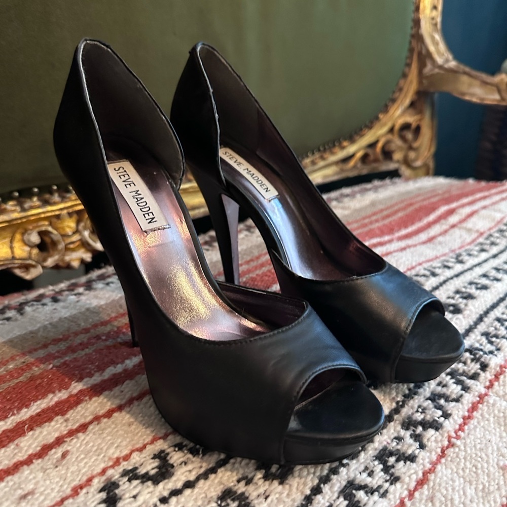 Steve Madden open toe heels